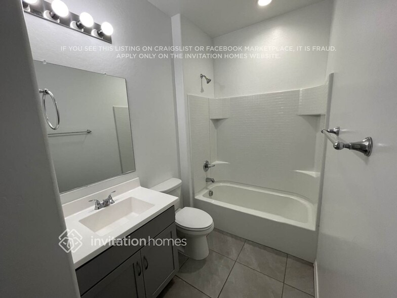 Building Photo - 4327 N 196th Ave