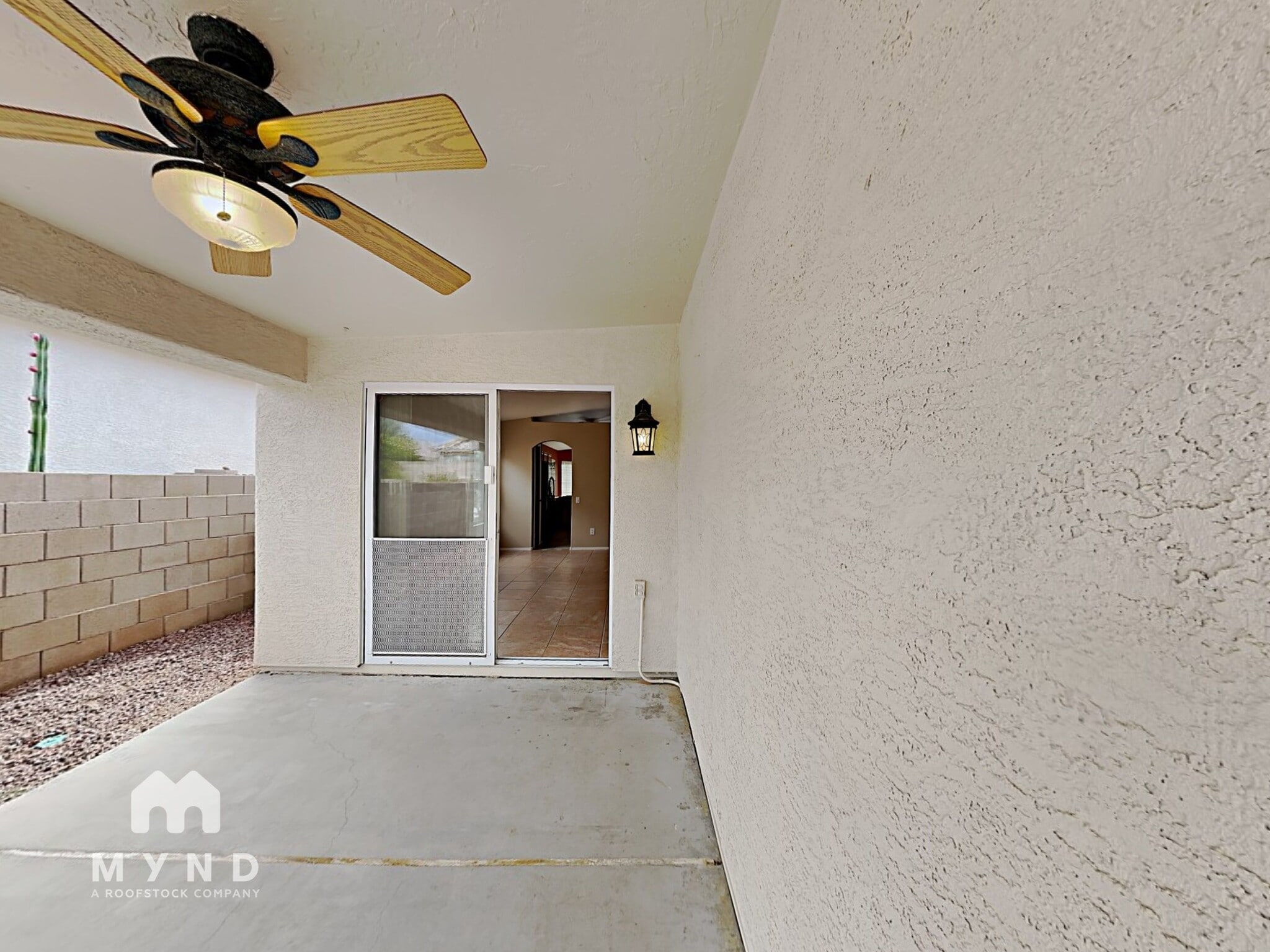 Building Photo - 2556 W Saguaro Bluffs Dr