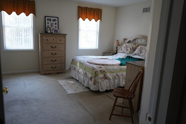 Building Photo - 37 Charnock St