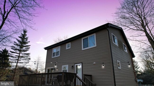Building Photo - 7688 Fawn Ln