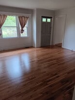 Building Photo - 1910 Elrod Rd