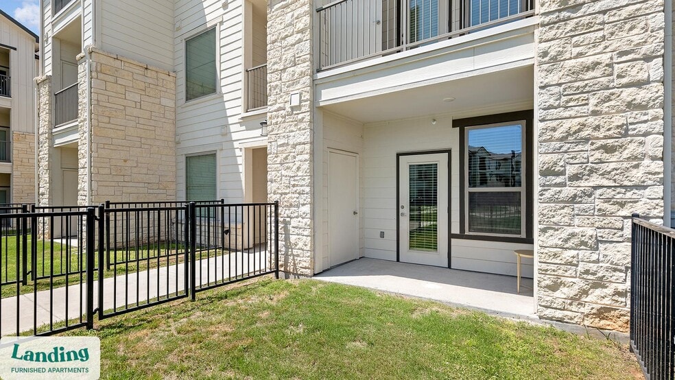 Building Photo - 12500 Shadowglen Trce