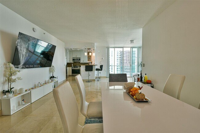Building Photo - 1250 S Miami Ave
