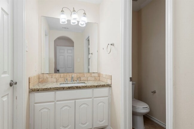 Building Photo - 5719 Indigo Trails Dr