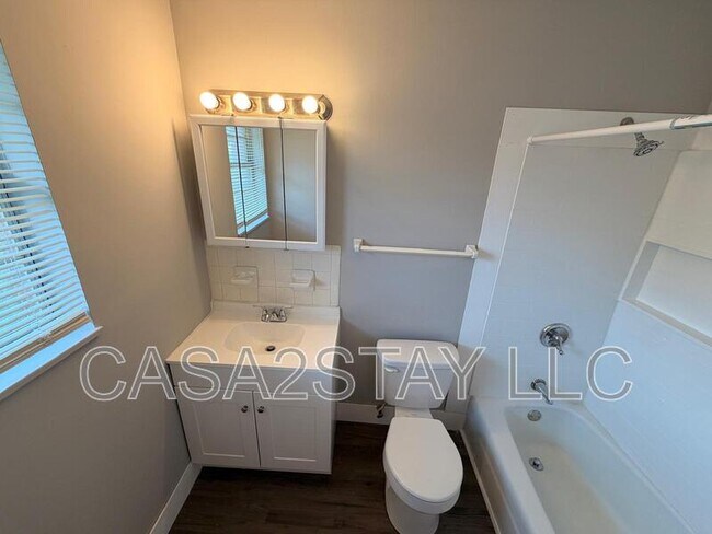 Building Photo - 5107 Malibu Ct
