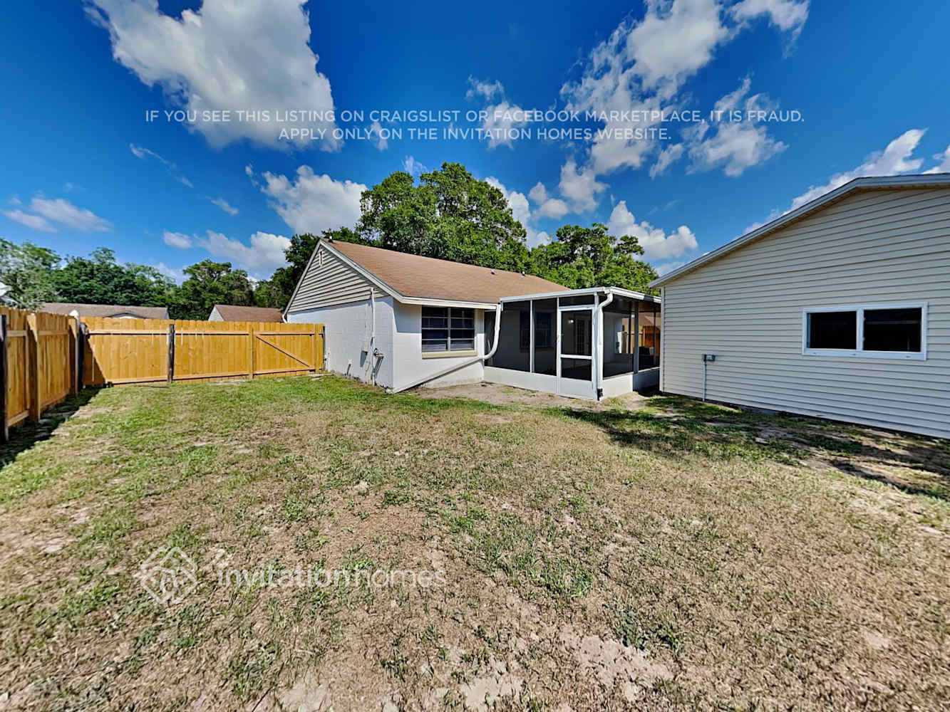 Building Photo - 16012 Sharewood Dr