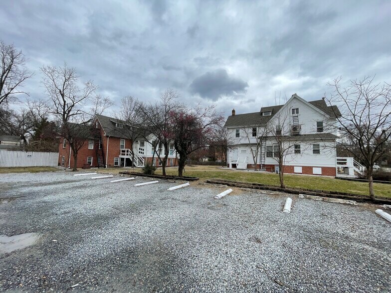 Building Photo - 7400 Rhode Island Ave