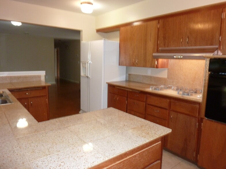 Building Photo - 4047 S Madelia St