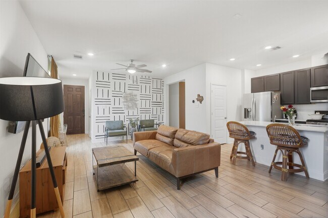 Building Photo - 12912 Zivah Ln