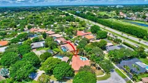 Building Photo - 6813 Viento Way