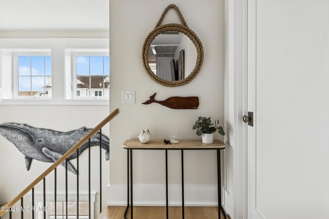 Building Photo - 124 2nd Ave