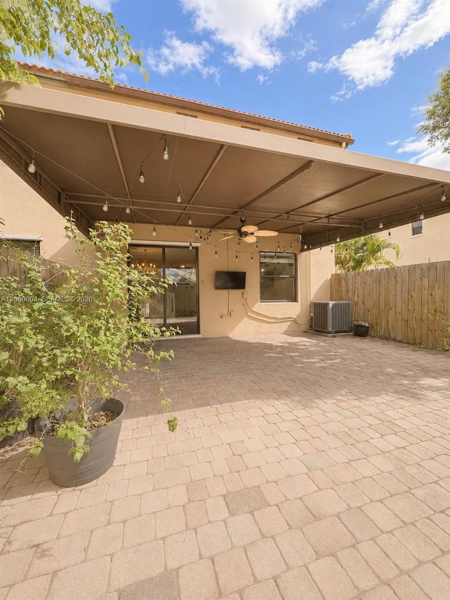 Building Photo - 16320 SW 71st Ter