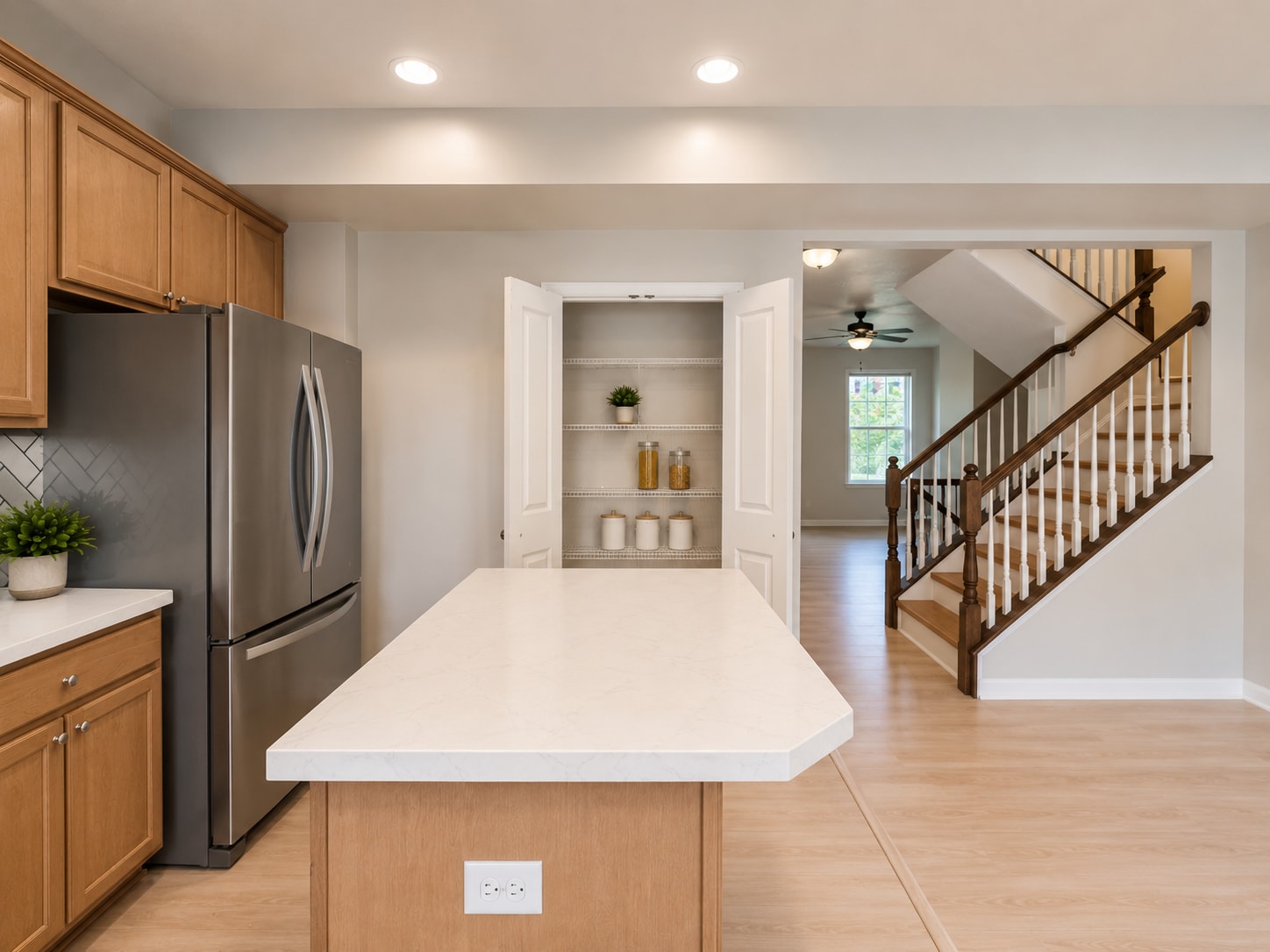 Building Photo - 1502 Pointe View Dr
