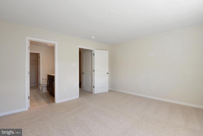 Building Photo - 568 Banquet Ln