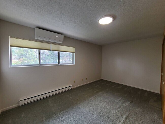 Building Photo - Two Bedroom Condo on Lake Michigan in Stevensville