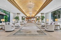 Building Photo - 5220 Seawall Blvd