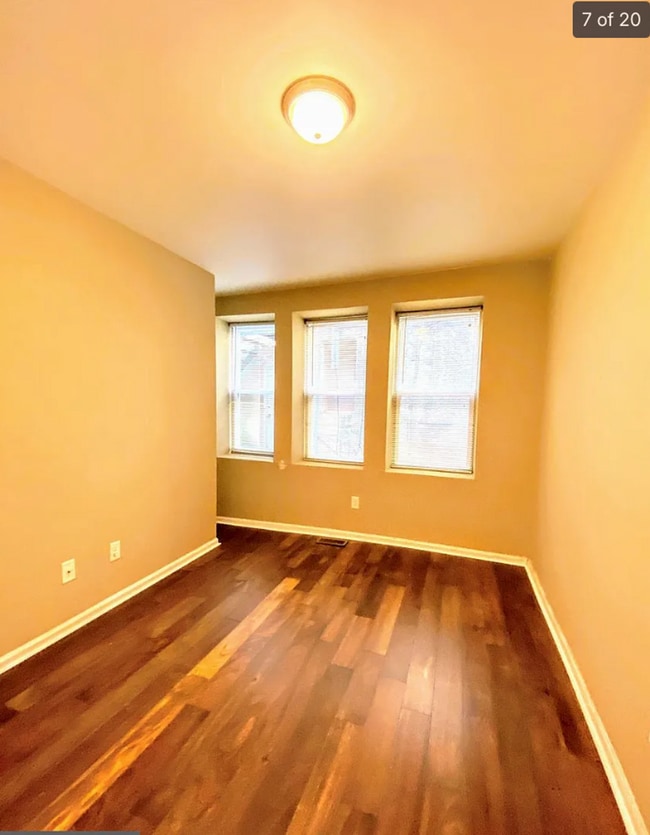 Building Photo - 1016-1018 S 52nd St.