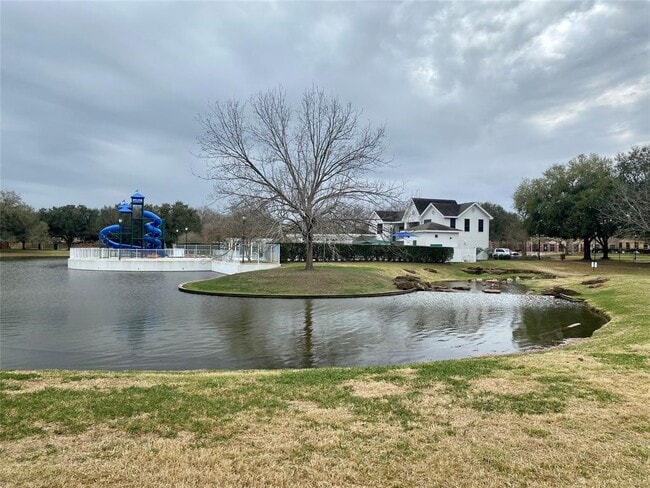 Building Photo - 427 Birch Hill Dr