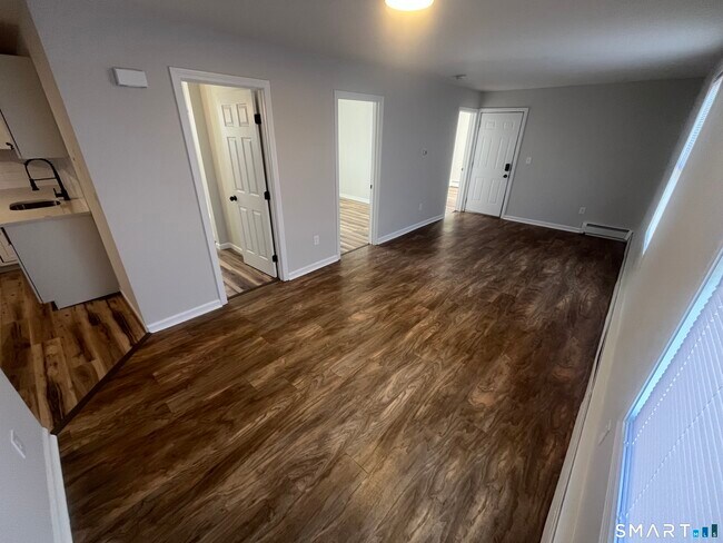 Building Photo - 209 Peck Ave