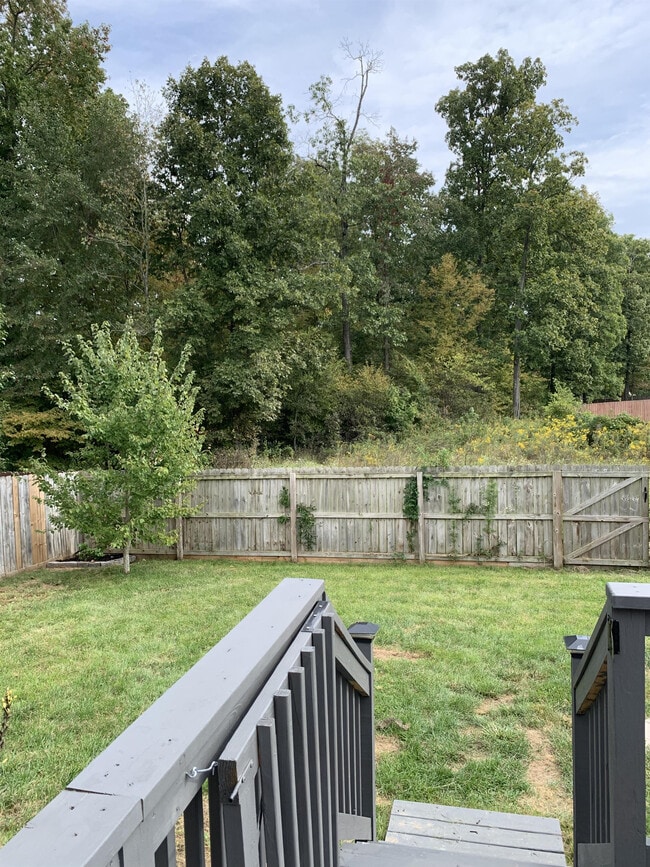 Building Photo - 678 Fox Hound Dr