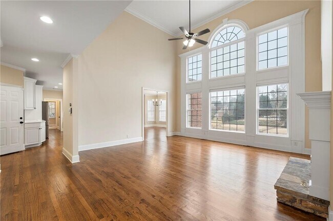 Building Photo - 870 Longstone Landing