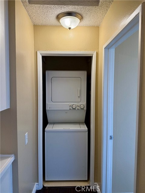 Building Photo - 901 N Dalton Ave