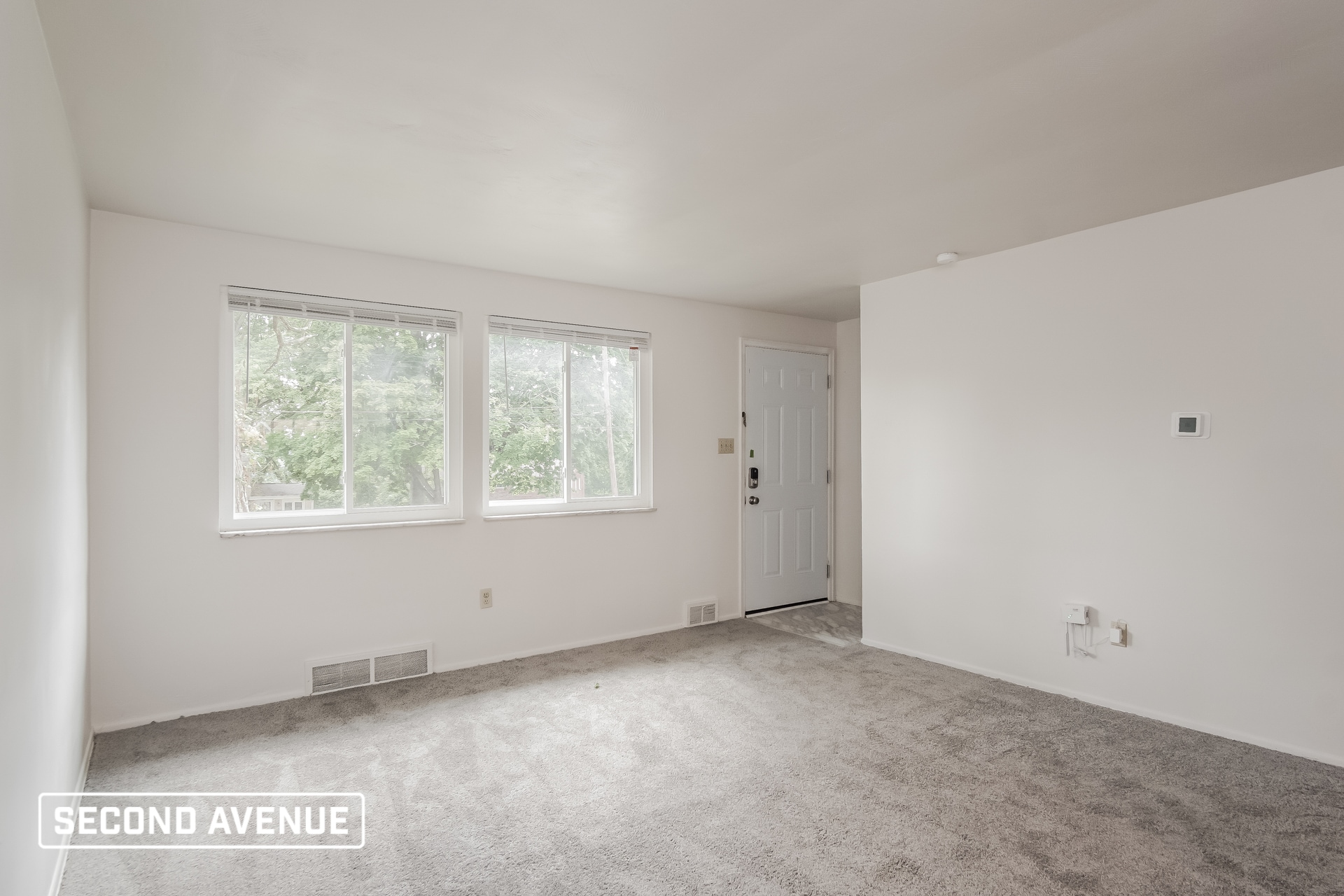 Building Photo - 716 Bittersweet Rd