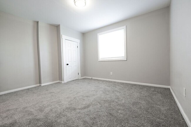 Building Photo - 1953-1955 Fairmont Ave