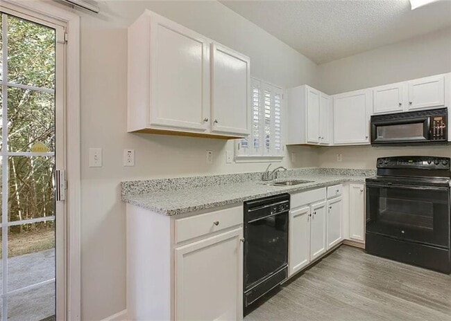 Building Photo - 924 Magnolia Leaf Dr