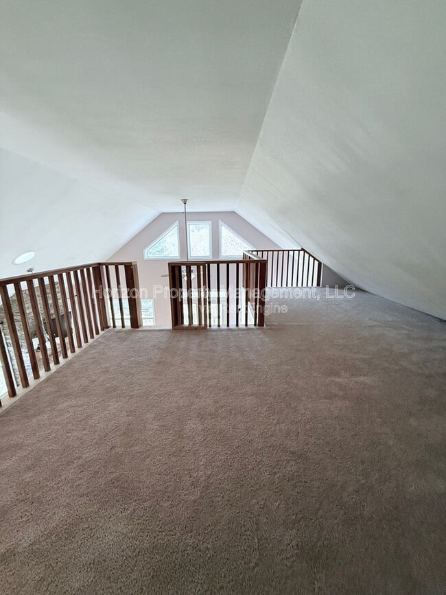 Building Photo - 1747 Duncan Bridge Rd