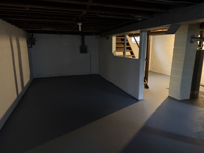 Building Photo - 723 Indiana Ave