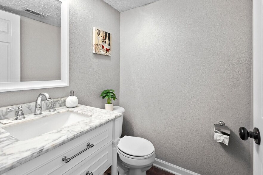 Building Photo - 9928 Comb Run Ct
