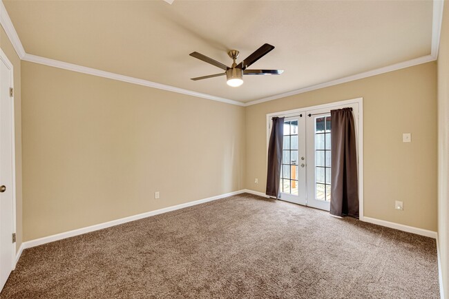 Building Photo - 10244 Bridgeland Ln