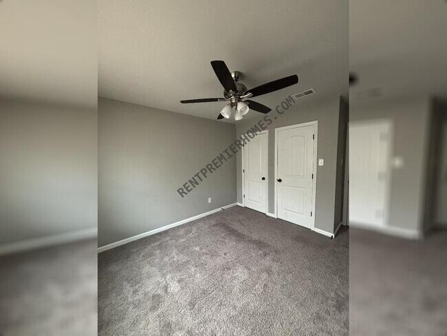 Building Photo - 50 Buena Vis Dr