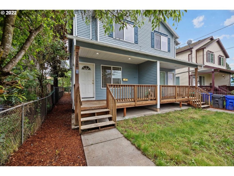 Primary Photo - 3552 SE 66th Ave