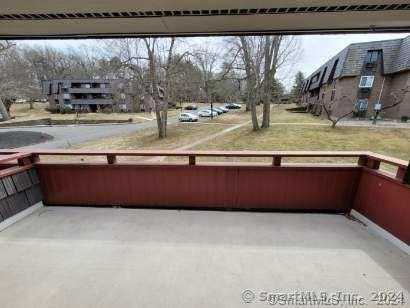 Building Photo - 17 Stony Brook Dr