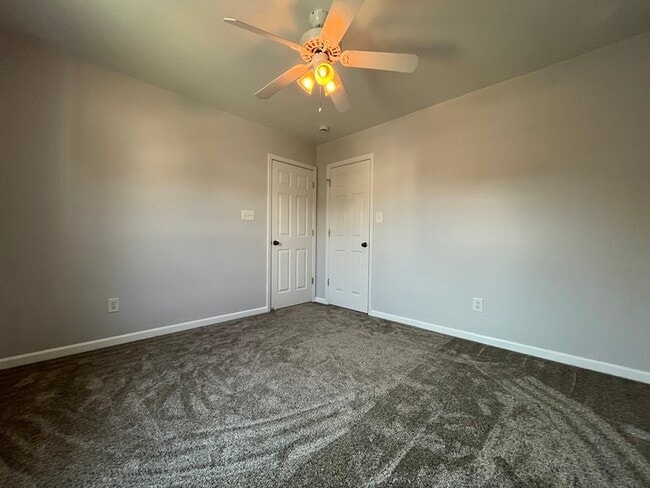 Building Photo - 4485 Easywater Ln