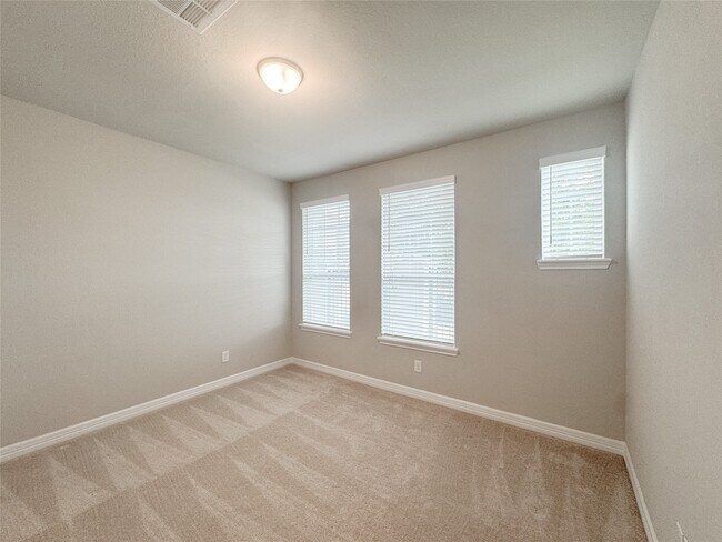 Building Photo - 9503 Towne Lake Pkwy