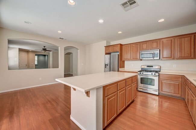 Building Photo - Single Story Single Family Home in Gated Community within N Las Vegas