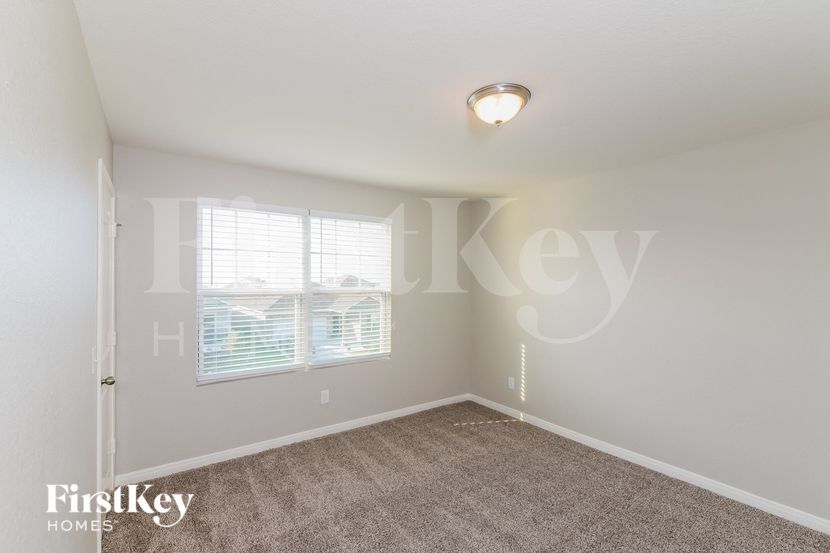 Building Photo - 13569 Flower Pond