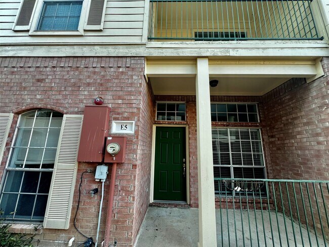 Building Photo - 2710 Grants Lake Blvd