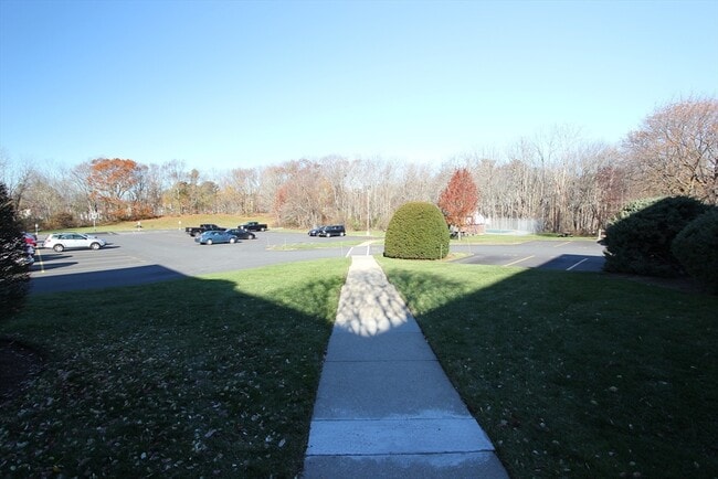 Building Photo - 139 King St