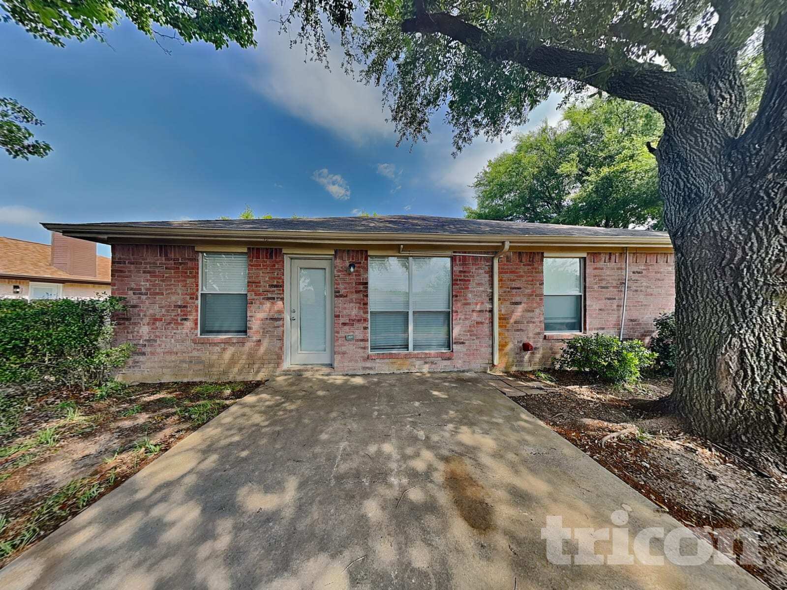 Building Photo - 1110 Sage Brush Tr