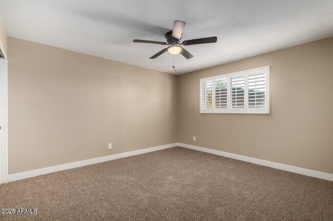 Building Photo - 1628 E Hermosa Dr