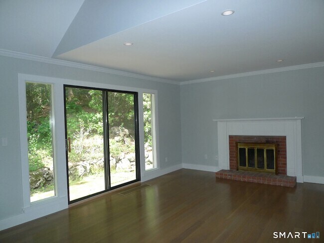 Building Photo - 342 Heritage Vlg