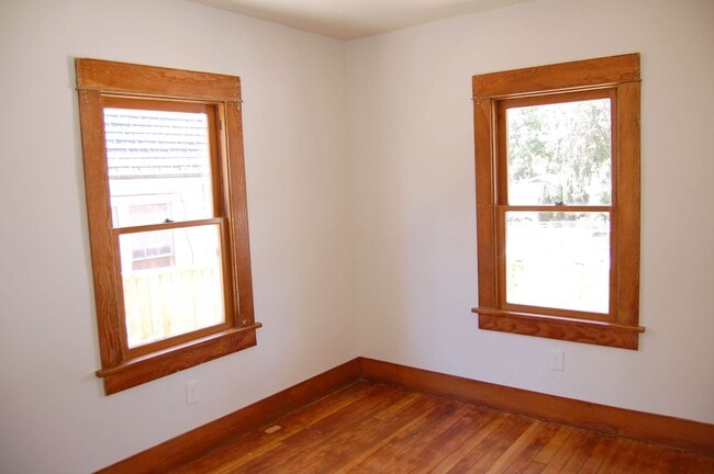 Building Photo - FIGUEROA