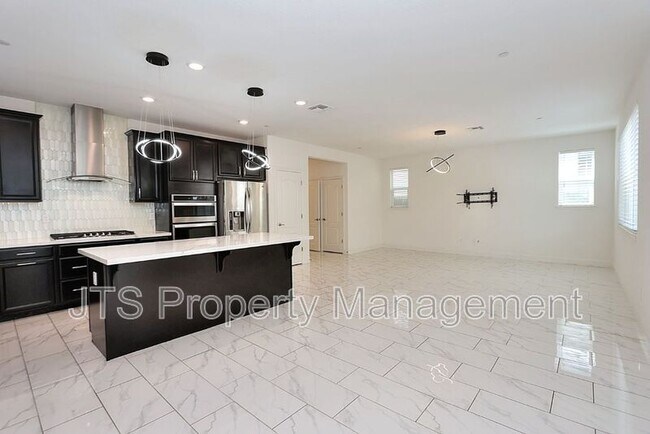 Building Photo - 4268 Emerald Gate Ln