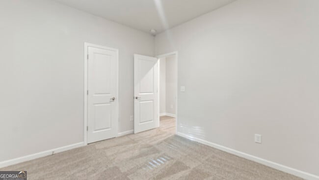 Building Photo - 2600 Mls Cmn Dr