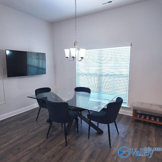 Building Photo - 14303 Lavender Ct