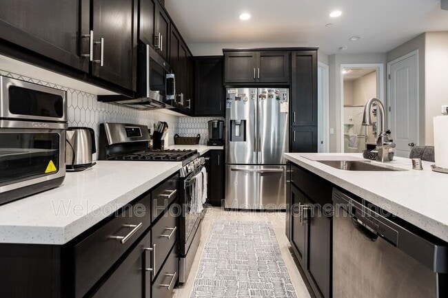 Building Photo - 1828 Enclave Pl